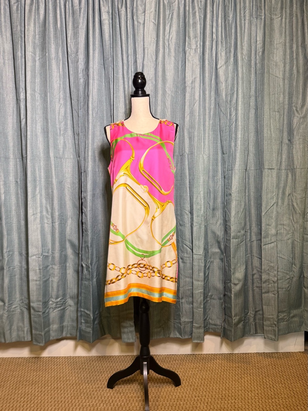 Julie brown Sleeveless Pink & Cream Chain-Print Shift Dress